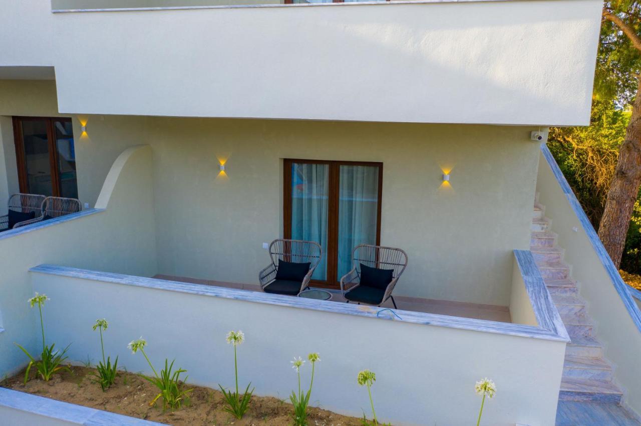 Rigas Supreme Hospitality Aparthotel Afytos Exterior foto