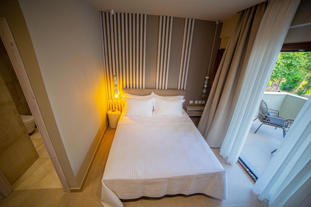 Rigas Supreme Hospitality Aparthotel Afytos Exterior foto
