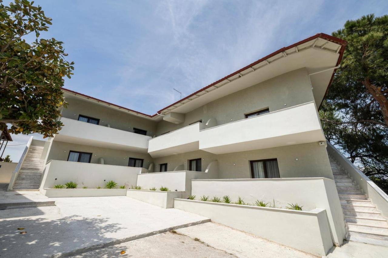 Rigas Supreme Hospitality Aparthotel Afytos Exterior foto